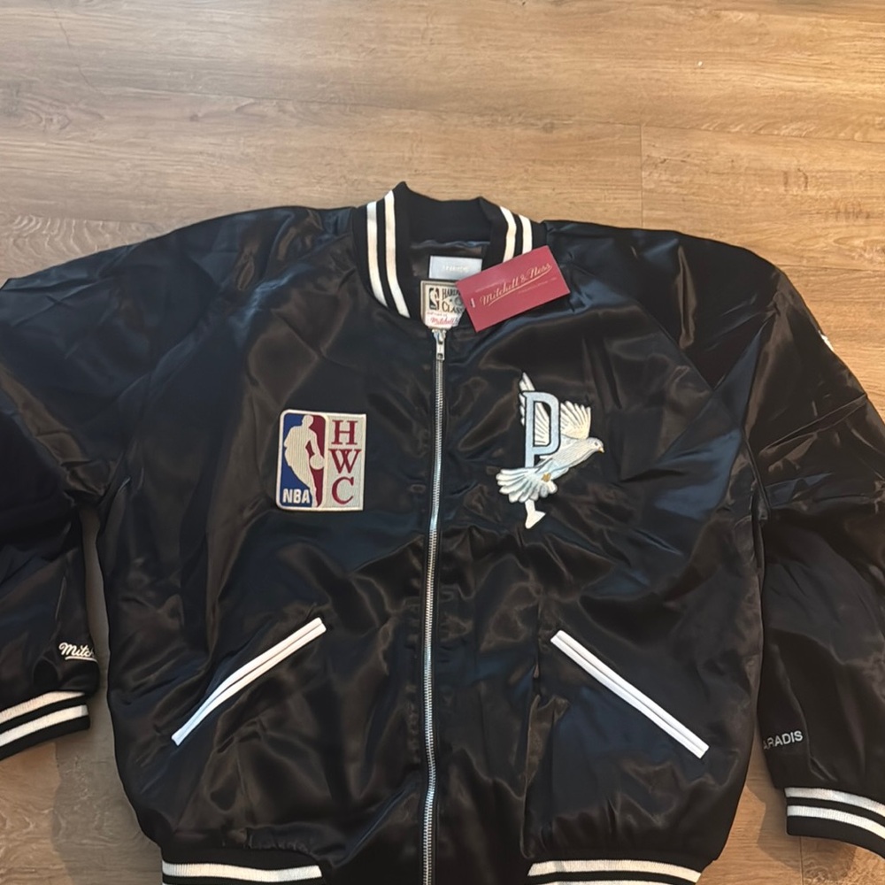 Paradis x Mitchell & Ness Black Jacket with Striped Collar
